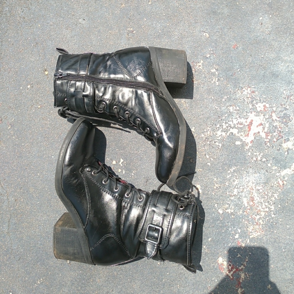 G by Guess boots sz 8M